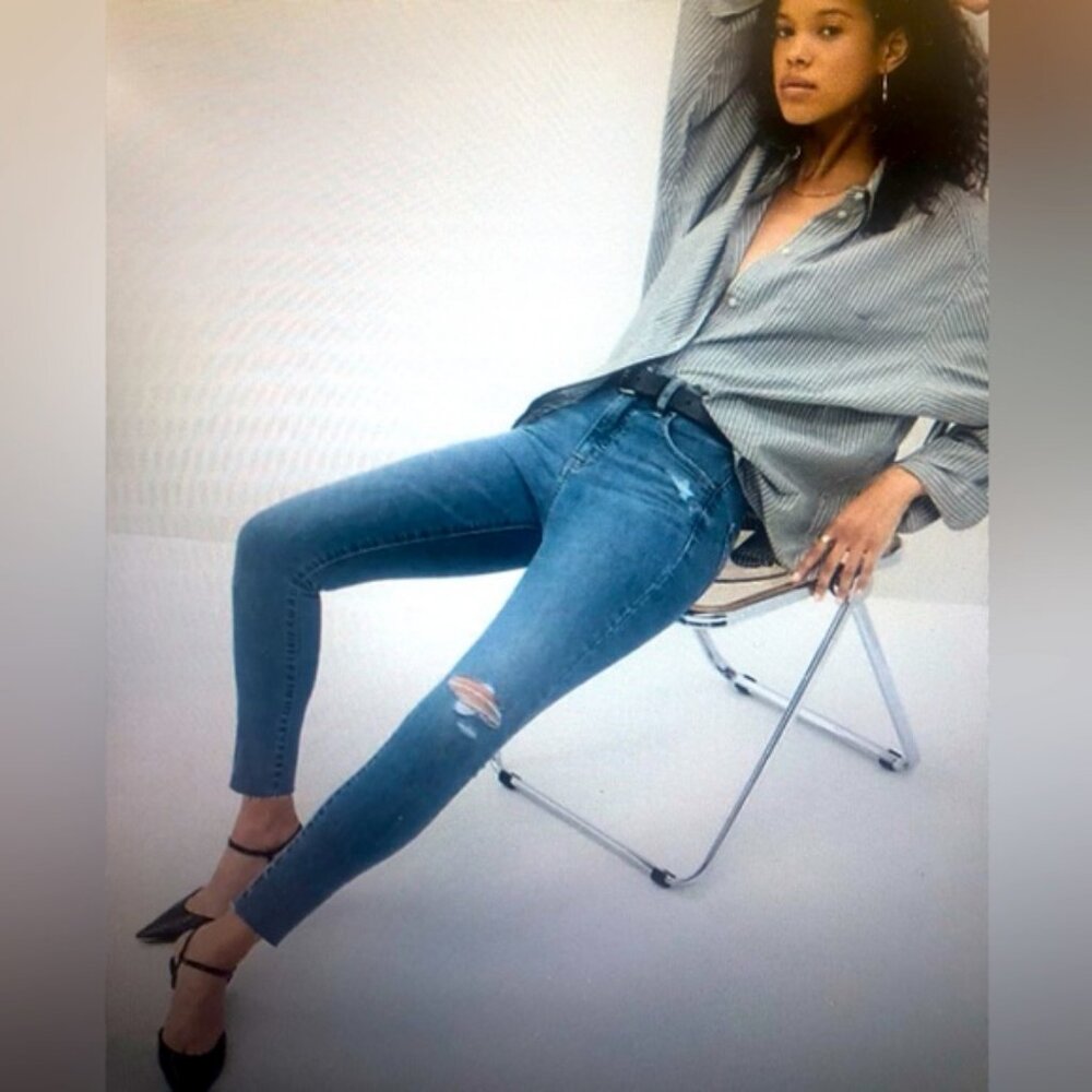 GAP DENIM LEGGINGS SKINNY DARK COLOUR DESTROIED JEANS